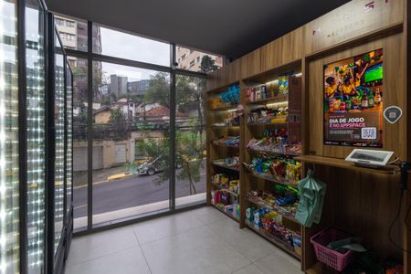 Studio para alugar com 31m², 1 quarto e sem vaga Studio para alugar com 31m², 1 quarto e sem vagaÁrea comum - Mercadinho