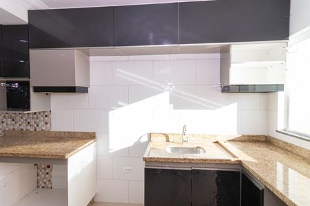 Casa para alugar com 150m², 3 quartos e 3 vagas Casa para alugar com 150m², 3 quartos e 3 vagasCozinha