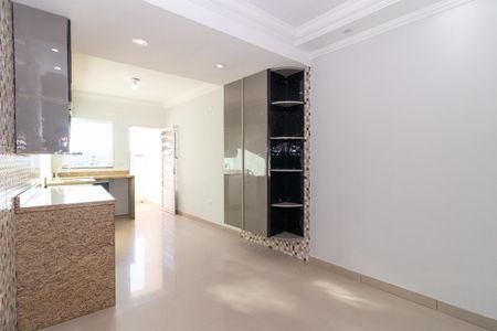 Casa para alugar com 150m², 3 quartos e 3 vagas Casa para alugar com 150m², 3 quartos e 3 vagasCozinha