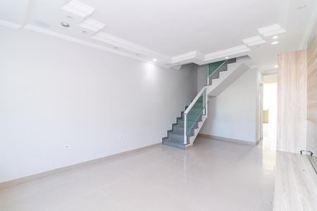 Casa para alugar com 150m², 3 quartos e 3 vagas Casa para alugar com 150m², 3 quartos e 3 vagasSala