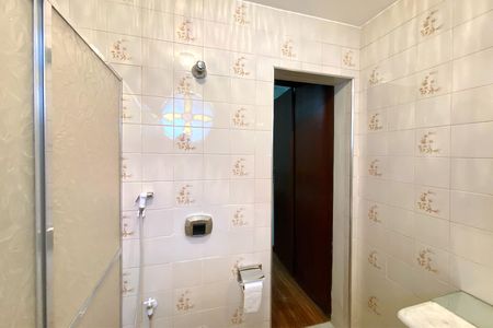 Casa para alugar com 344m², 3 quartos e 2 vagasBanheiro da Suíte 1