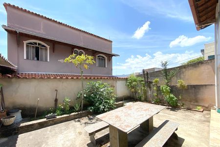 Casa para alugar com 344m², 3 quartos e 2 vagasQuintal