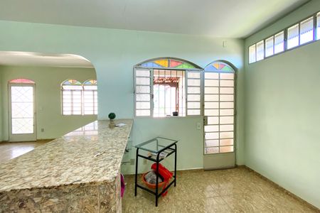 Casa para alugar com 344m², 3 quartos e 2 vagasCopa