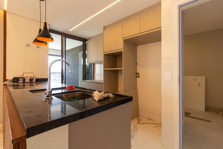 Apartamento à venda com 186m², 4 quartos e 3 vagas Apartamento à venda com 186m², 4 quartos e 3 vagasSala/Cozinha