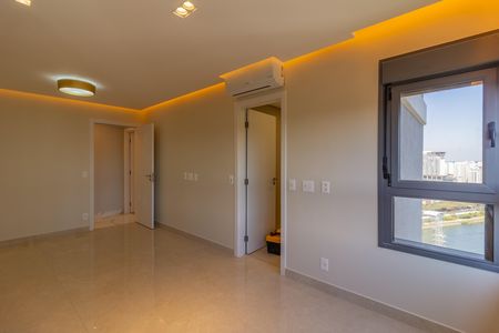 Apartamento à venda com 186m², 4 quartos e 3 vagas Apartamento à venda com 186m², 4 quartos e 3 vagasSuíte 2