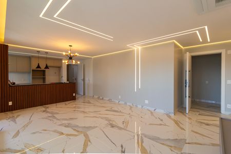 Apartamento à venda com 186m², 4 quartos e 3 vagas Apartamento à venda com 186m², 4 quartos e 3 vagasSala/Cozinha