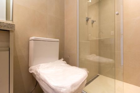 Apartamento à venda com 186m², 4 quartos e 3 vagas Apartamento à venda com 186m², 4 quartos e 3 vagasBanheiro da Suíte 1