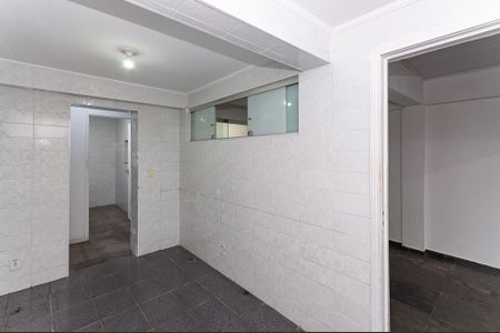 Casa à venda com 330m², 2 quartos e 2 vagas Casa à venda com 330m², 2 quartos e 2 vagasCozinha