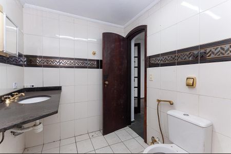 Casa à venda com 330m², 2 quartos e 2 vagas Casa à venda com 330m², 2 quartos e 2 vagasBanheiro da Suíte 1