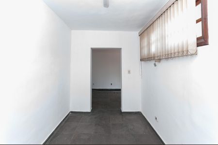 Casa à venda com 330m², 2 quartos e 2 vagas Casa à venda com 330m², 2 quartos e 2 vagasQuarto