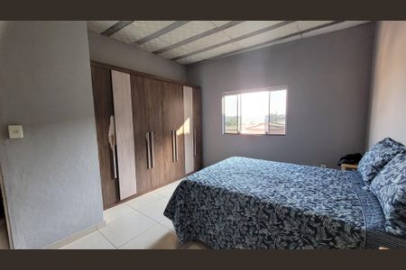 Casa à venda com 96m², 5 quartos e 1 vagaQuarto 2