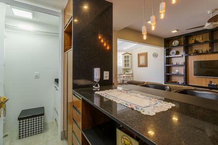 Apartamento para alugar com 130m², 2 quartos e 2 vagasCozinha