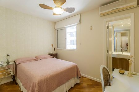 Apartamento para alugar com 130m², 2 quartos e 2 vagasSuíte