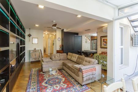 Apartamento para alugar com 130m², 2 quartos e 2 vagasSala