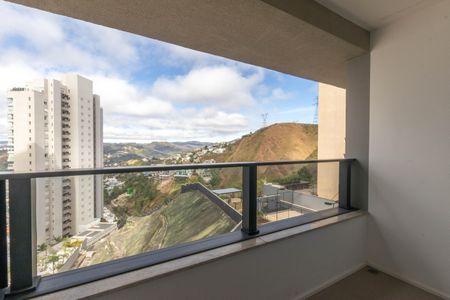 Apartamento à venda com 76m², 2 quartos e 2 vagasVaranda da Sala