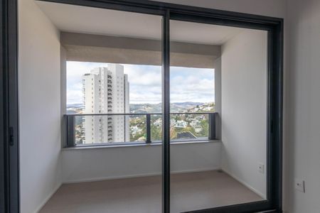 Apartamento à venda com 76m², 2 quartos e 2 vagasVaranda da Sala