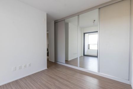 Apartamento à venda com 76m², 2 quartos e 2 vagasQuarto 2