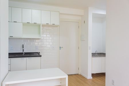 Apartamento à venda com 36m², 2 quartos e sem vaga Apartamento à venda com 36m², 2 quartos e sem vagaSala/Cozinha
