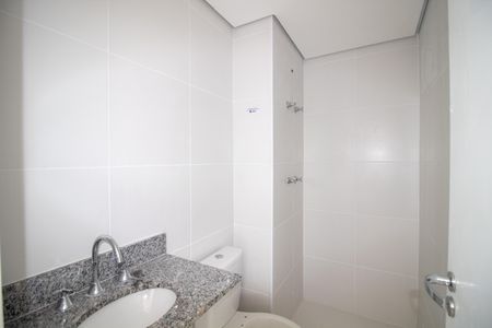 Apartamento à venda com 52m², 2 quartos e 1 vaga Apartamento à venda com 52m², 2 quartos e 1 vagaBanheiro Social