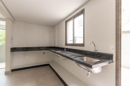 Apartamento à venda com 214m², 3 quartos e 2 vagas Apartamento à venda com 214m², 3 quartos e 2 vagasCozinha
