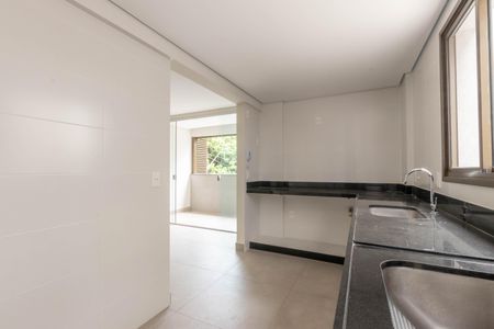 Apartamento à venda com 214m², 3 quartos e 2 vagas Apartamento à venda com 214m², 3 quartos e 2 vagasCozinha