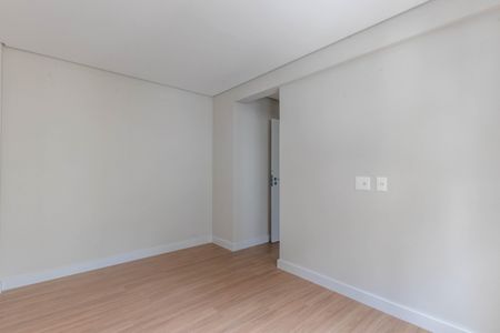 Apartamento à venda com 82m², 3 quartos e 2 vagasQuarto 3