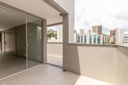 Apartamento à venda com 214m², 3 quartos e 2 vagasTerraço