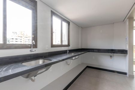 Apartamento à venda com 214m², 3 quartos e 2 vagasCozinha