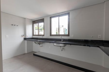 Apartamento à venda com 214m², 3 quartos e 2 vagasCozinha