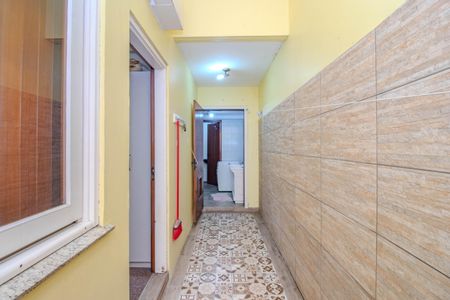 Casa à venda com 252m², 4 quartos e 2 vagas Casa à venda com 252m², 4 quartos e 2 vagasÁrea de Serviço