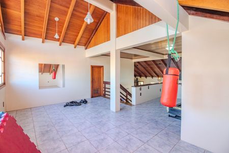 Casa à venda com 252m², 4 quartos e 2 vagas Casa à venda com 252m², 4 quartos e 2 vagasMezanino