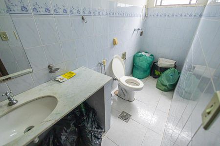 Casa à venda com 390m², 6 quartos e 4 vagasSUITE