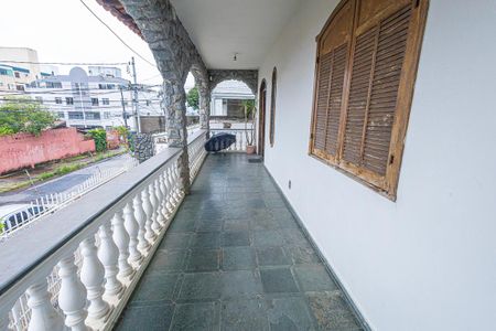Casa à venda com 390m², 6 quartos e 4 vagasvaranda