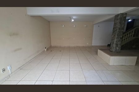 Casa à venda com 390m², 6 quartos e 4 vagasgaragem