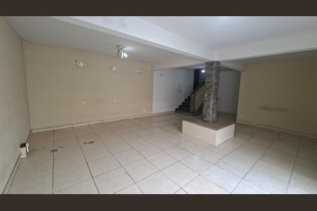 Casa à venda com 390m², 6 quartos e 4 vagasgaragem