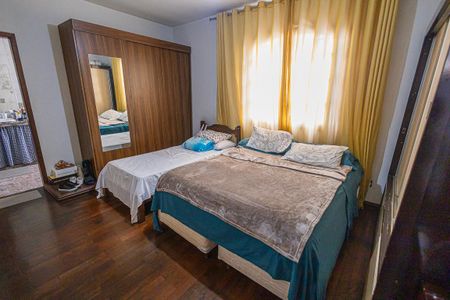 Casa à venda com 390m², 6 quartos e 4 vagasquarto 4 / suite