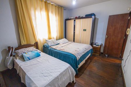 Casa à venda com 390m², 6 quartos e 4 vagasquarto 4 / suite