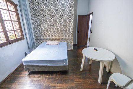 Casa à venda com 390m², 6 quartos e 4 vagasquarto 1 / suite