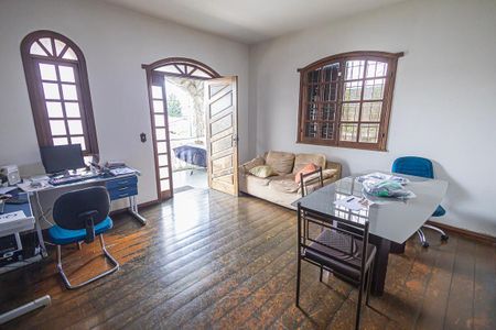 sala de casa à venda com 6 quartos, 390m² em Santa Rosa, Belo Horizonte