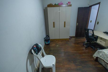 Casa à venda com 390m², 6 quartos e 4 vagasquarto 3