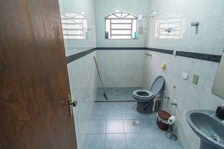 Casa à venda com 390m², 6 quartos e 4 vagasbanheiro