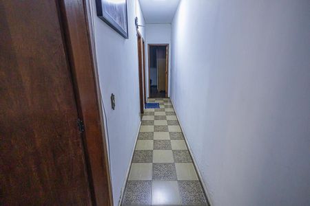 Casa à venda com 390m², 6 quartos e 4 vagascorredor