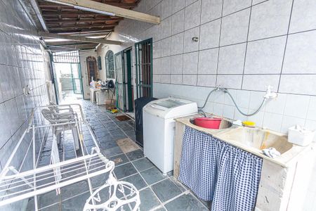 Casa à venda com 390m², 6 quartos e 4 vagasquintal / area de serviço