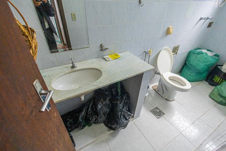 Casa à venda com 390m², 6 quartos e 4 vagasSUITE