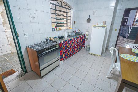 Casa à venda com 390m², 6 quartos e 4 vagascozinha