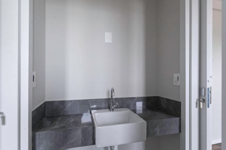 Apartamento à venda com 161m², 4 quartos e 4 vagasBanheiro das semi suítes 1 e 2