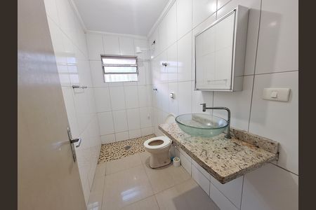 Casa para alugar com 86m², 1 quarto e 1 vaga Casa para alugar com 86m², 1 quarto e 1 vagaBanheiro social