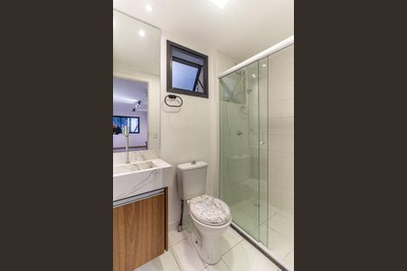 Banheiro de kitnet/studio à venda com 1 quarto, 26m² em Vila Buarque, São Paulo