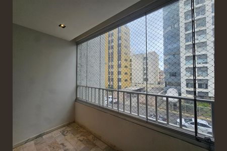 varanda intregrada de apartamento para alugar com 3 quartos, 120m² em Pituba, Salvador