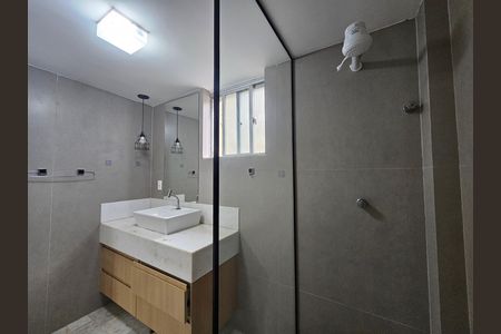 Banheiro da Suíte de apartamento para alugar com 3 quartos, 120m² em Pituba, Salvador